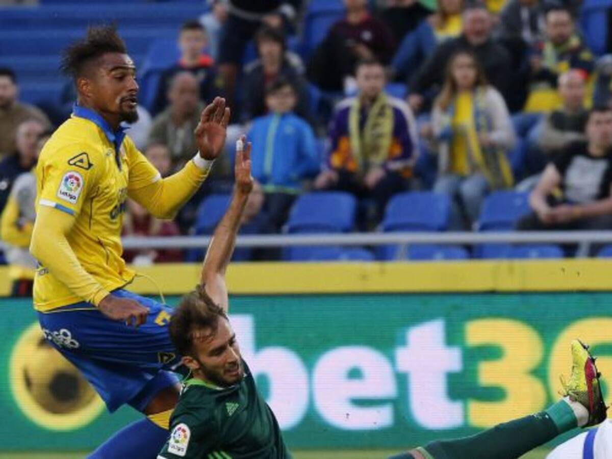 Las Palmas deja el cargo de Víctor pendiendo de un hilo