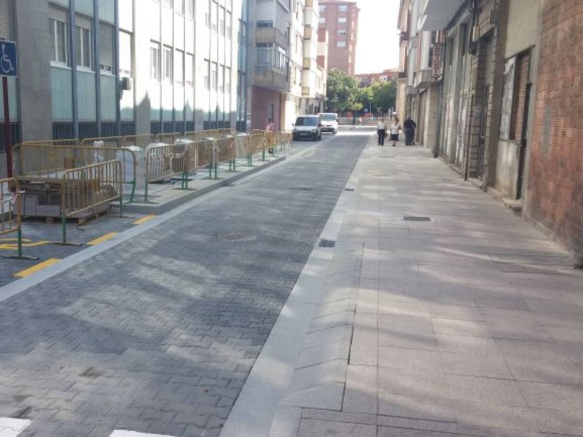 El Ayuntamiento ha realizado más de 300 reparaciones en la vía pública, en los últimos 3 meses, en todos los barrios de la ciudad