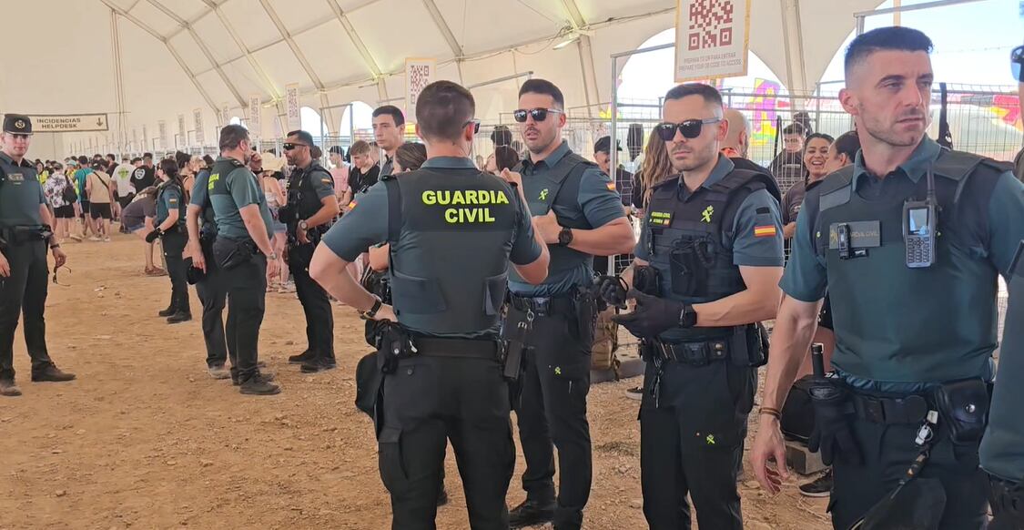 Controles de seguridad en el Monegros Desert Festival