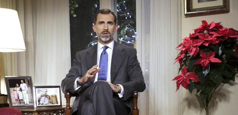 Felipe VI durante el mensaje de Nochebuena de 2014