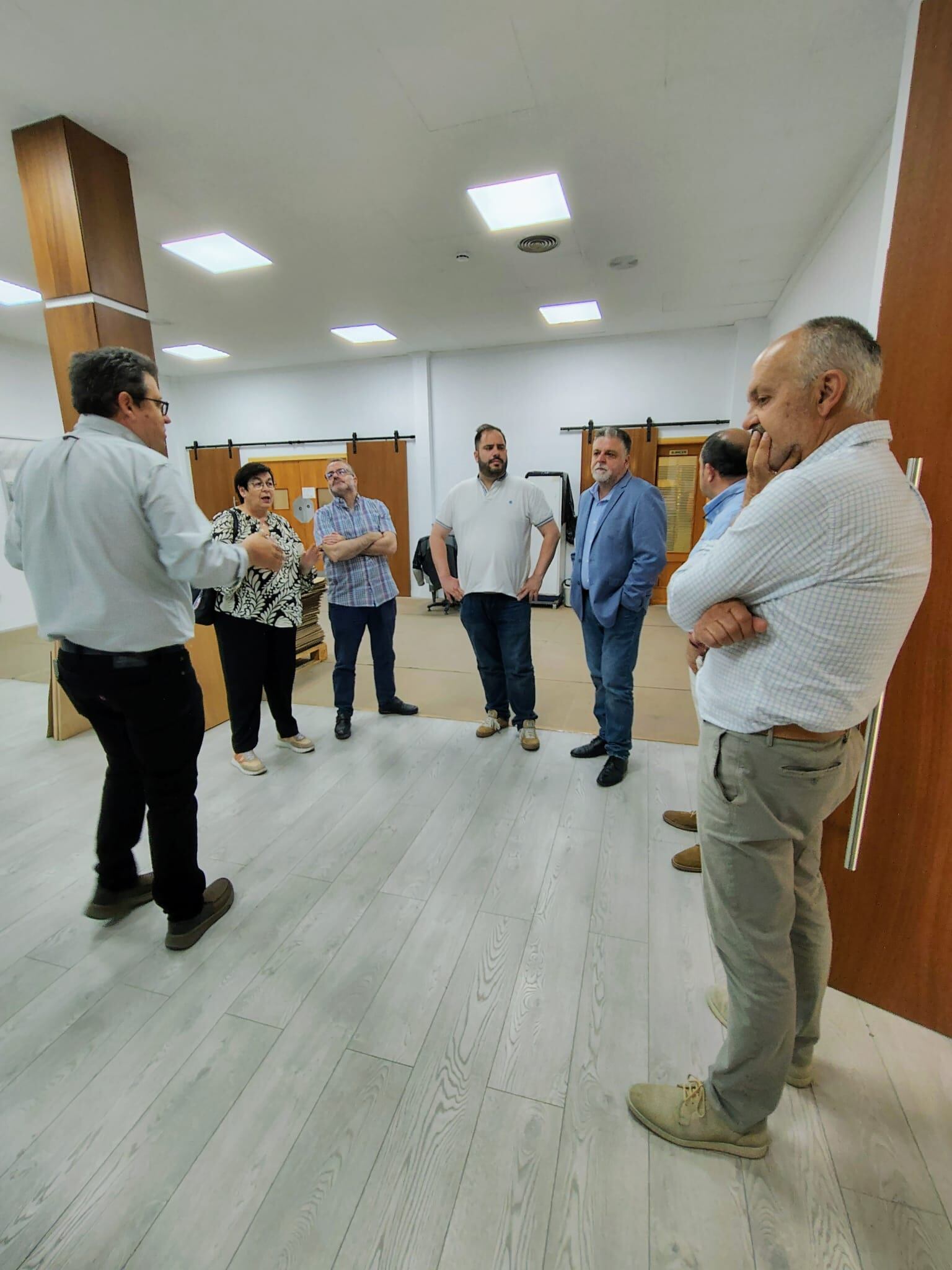 Momento de la visita a la empresa