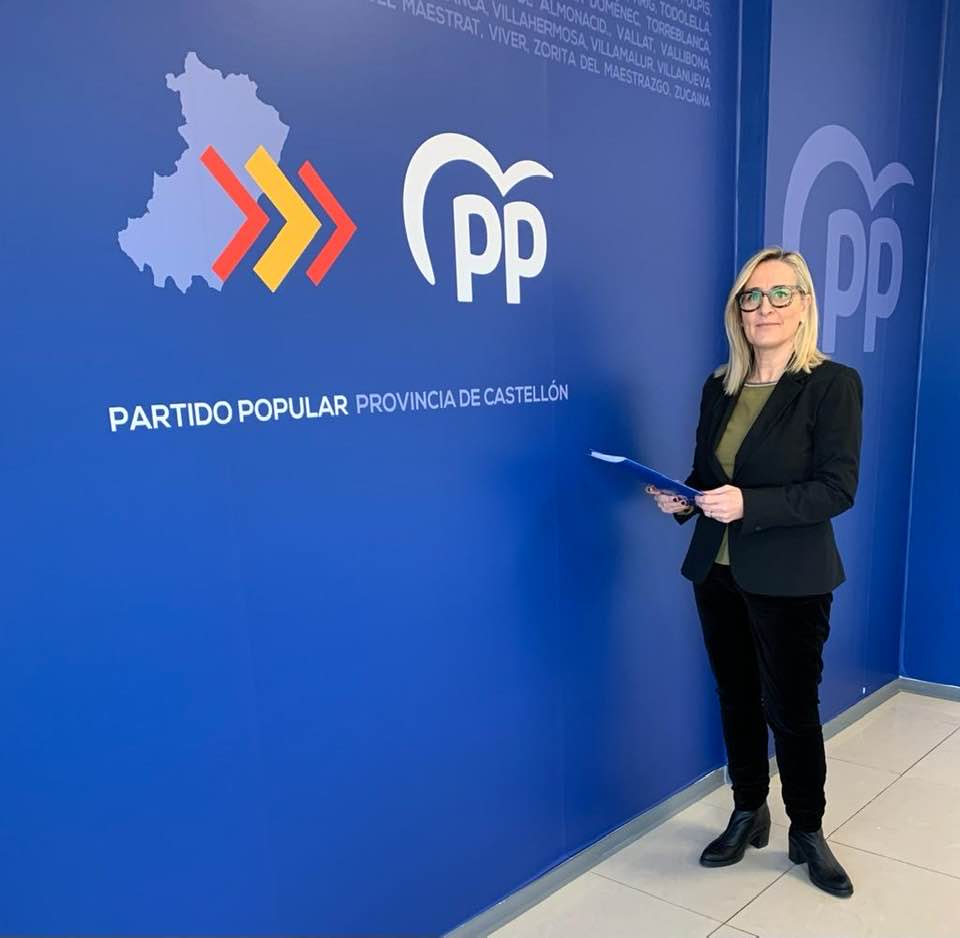 Alicia Banyuls presentado su candidatura a presidir el PP de Almenara