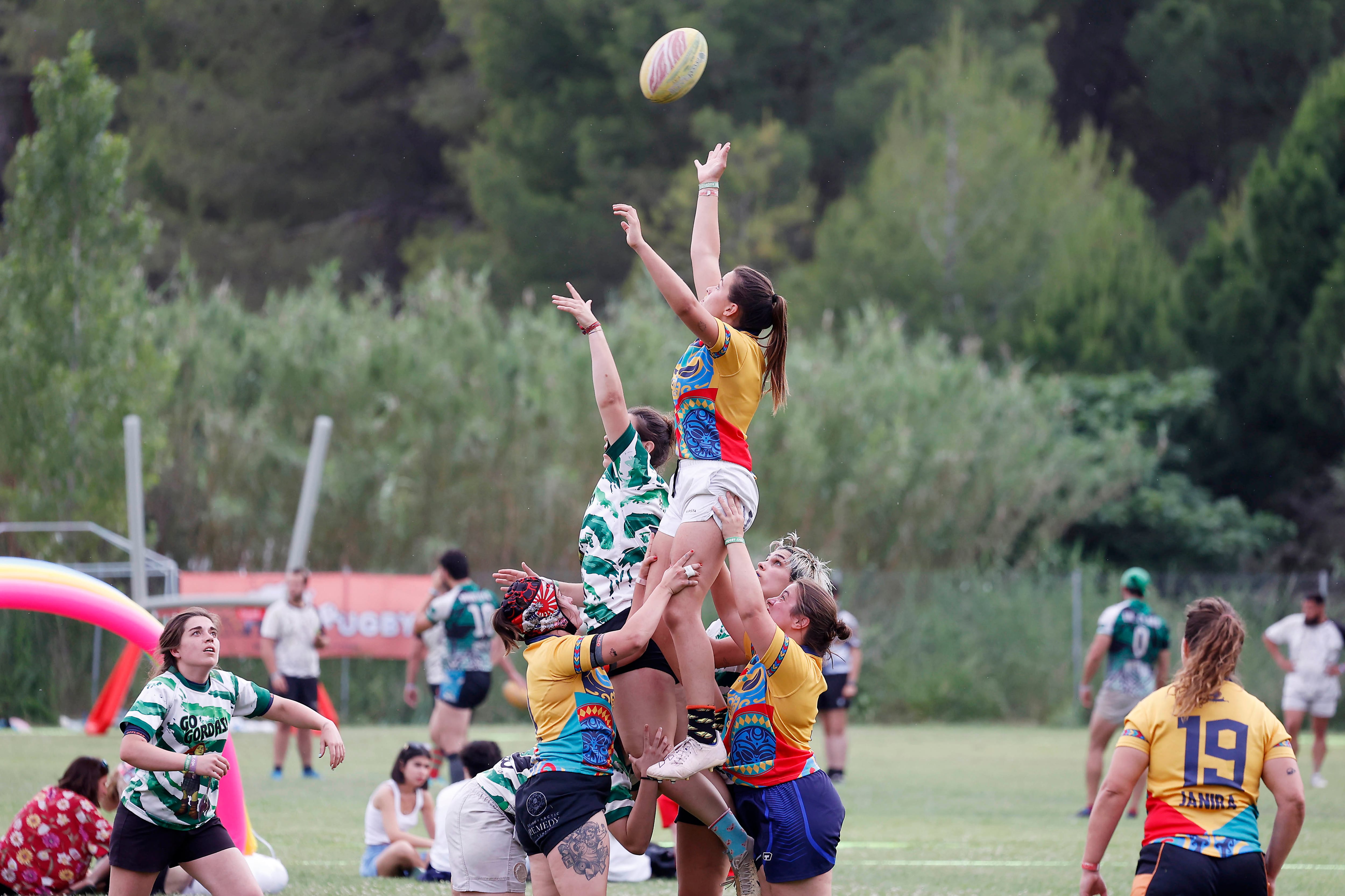 El Fat Rugby de Monzón se consolida como uno de los mejores eventos de rugby de España