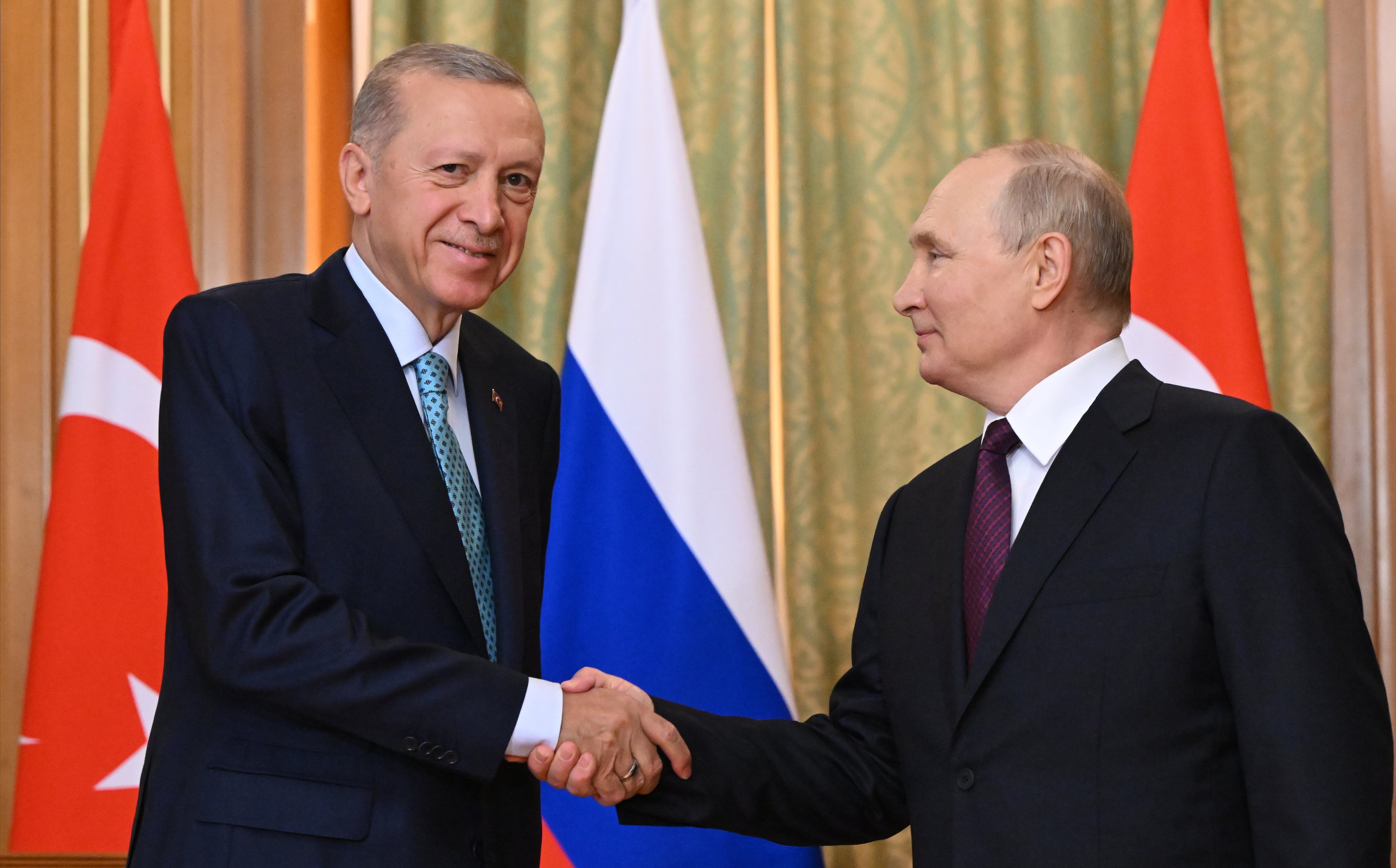 El presidente ruso, Vladimir Putin, junto al presidente turco, Recep Tayyip Erdogan