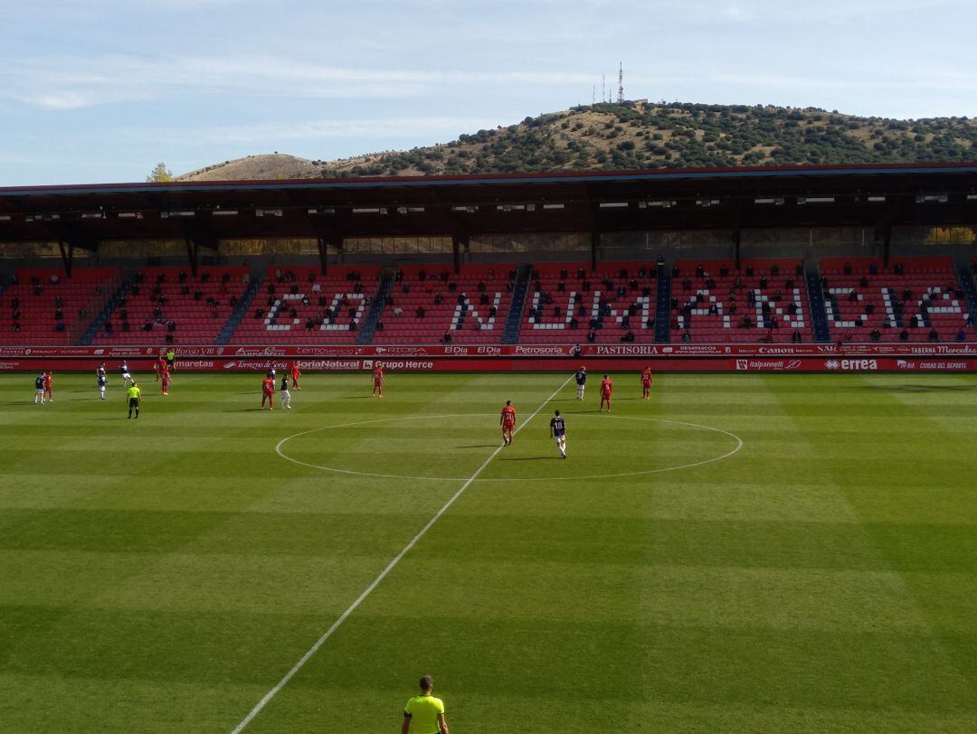 El Numancia despide la primera fase, como la empezó, ante un equipo asturiano en Los Pajaritos.