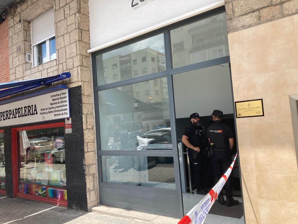 El portal de la calle Serrano de Madrid donde ha ocurrido el suceso