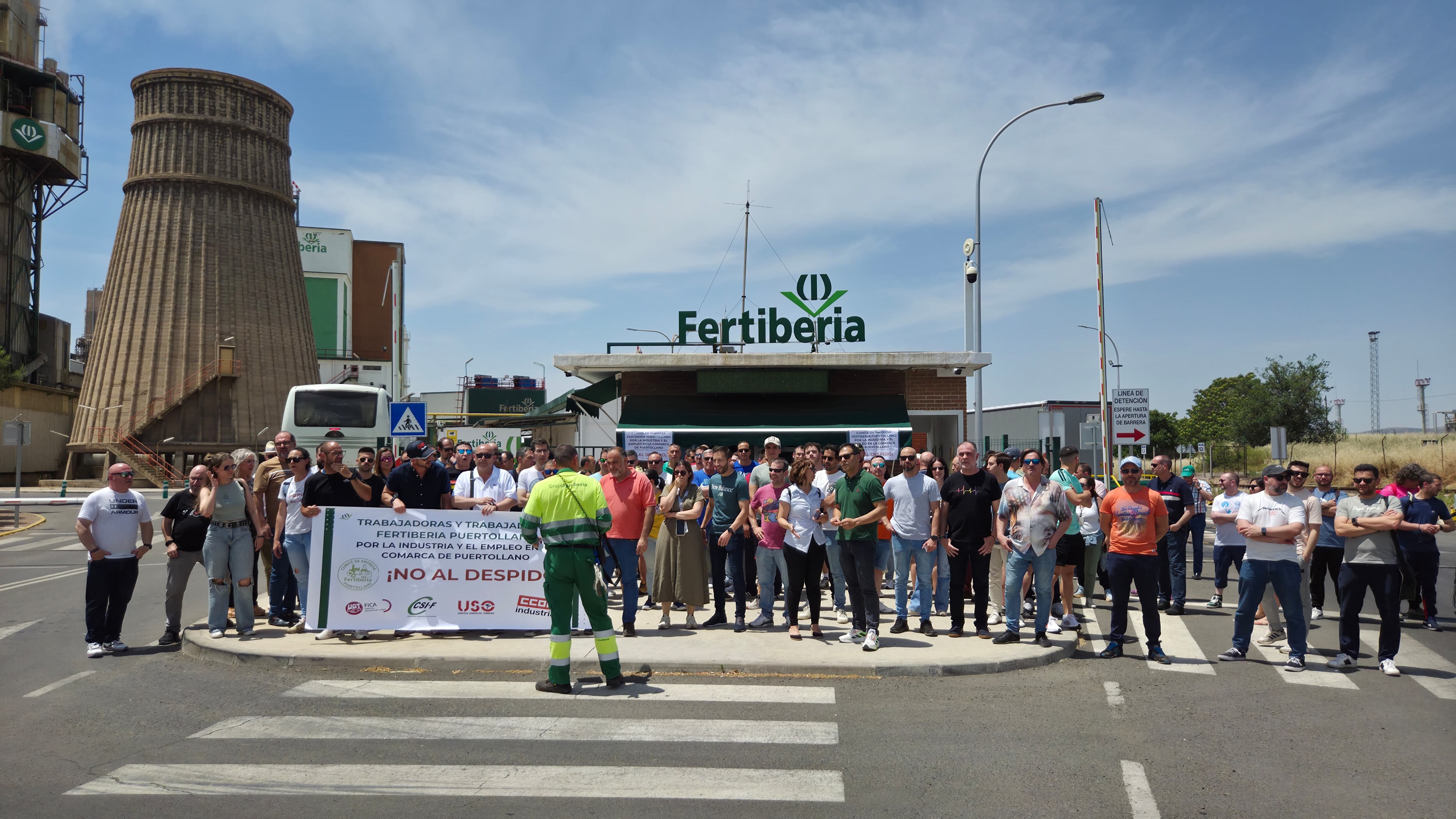 Concentración de esta mañana en Fertiberia Puertollano