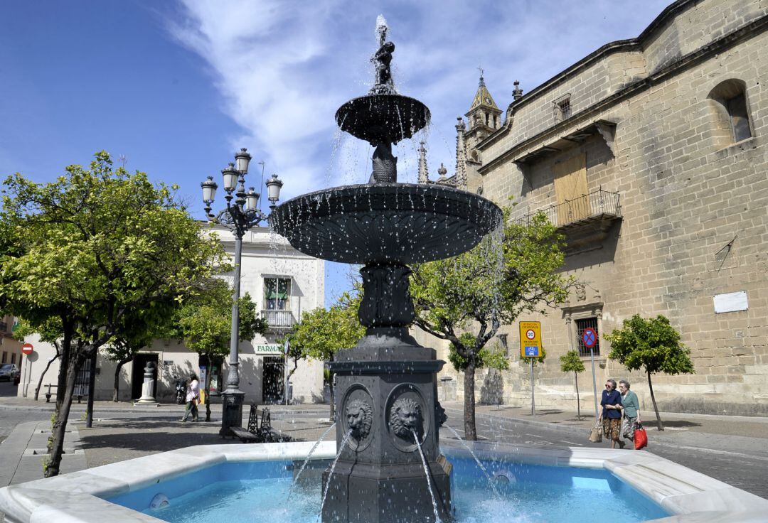 La fuente de Santiago ya ha entrado en funcionamiento
