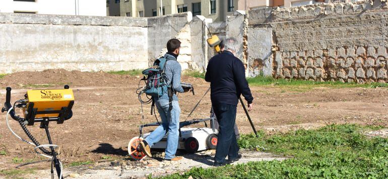 Sondeos realizados con georradar en el cementerio de Cádiz