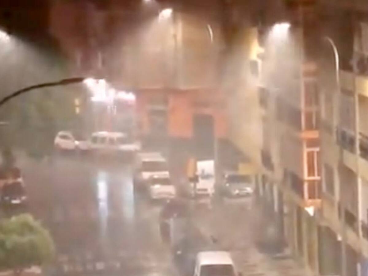 Una tromba cae sobre Málaga y obliga a activar el preaviso por inundaciones
