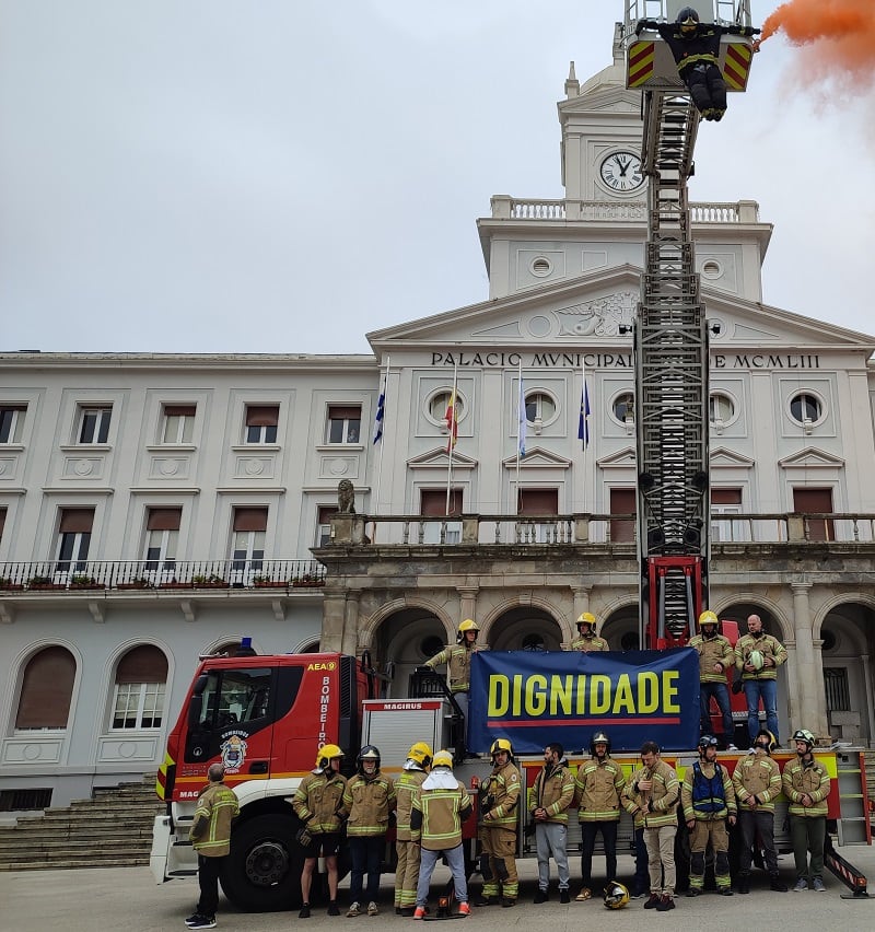 Protesta de los bomberos de Ferrol