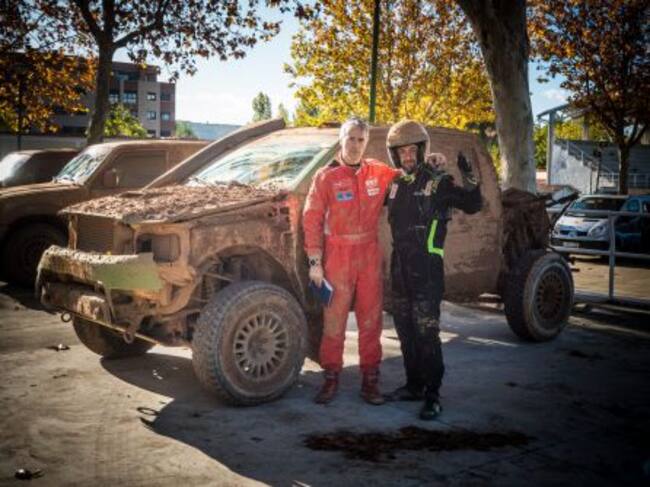 Víctor Verdú (D) y su copiloto