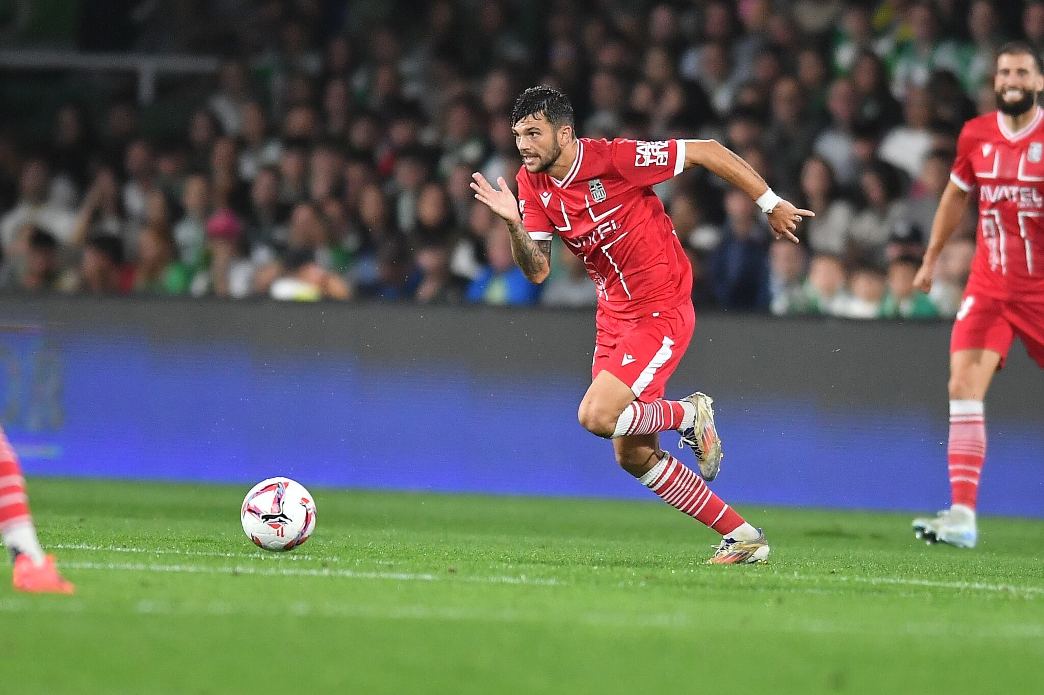 Sergio Guerrero durante el partido en Santander