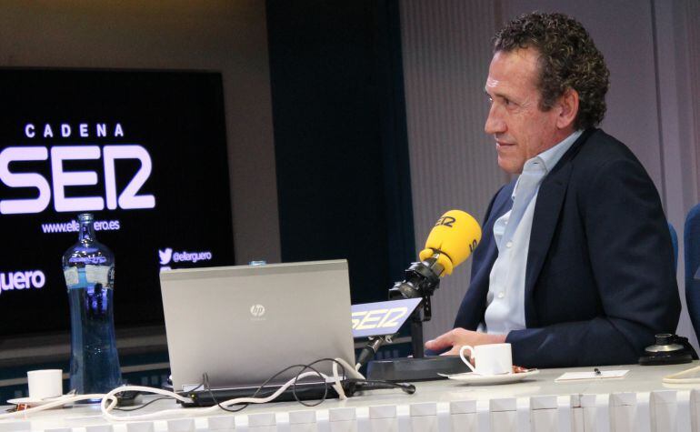 Jorge Valdano, en los estudios de la Cadena SER