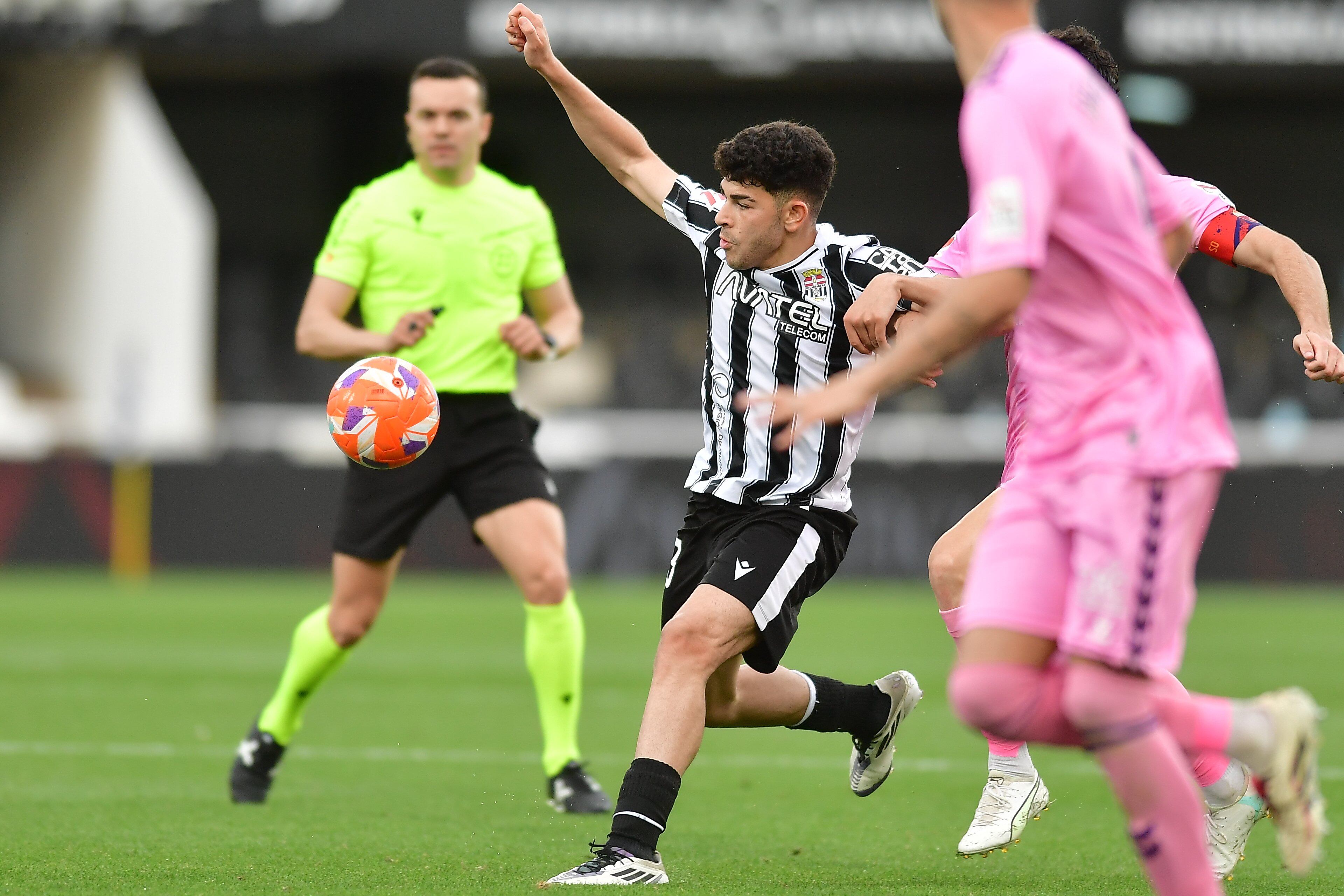 El Jebari durante un lance del partido