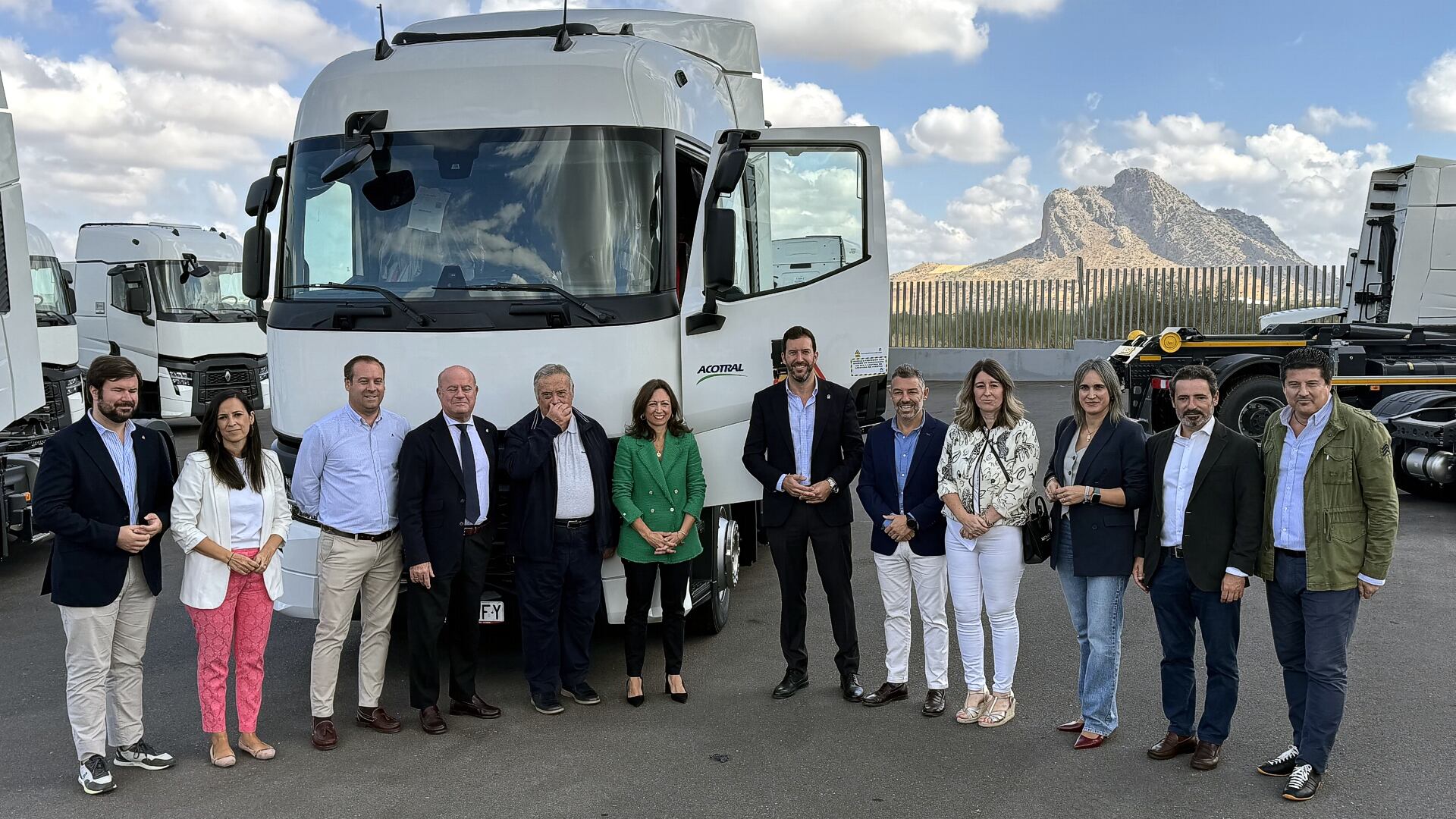 Visita a las instalaciones de Lucinve en el Parque Empresarial de Antequera