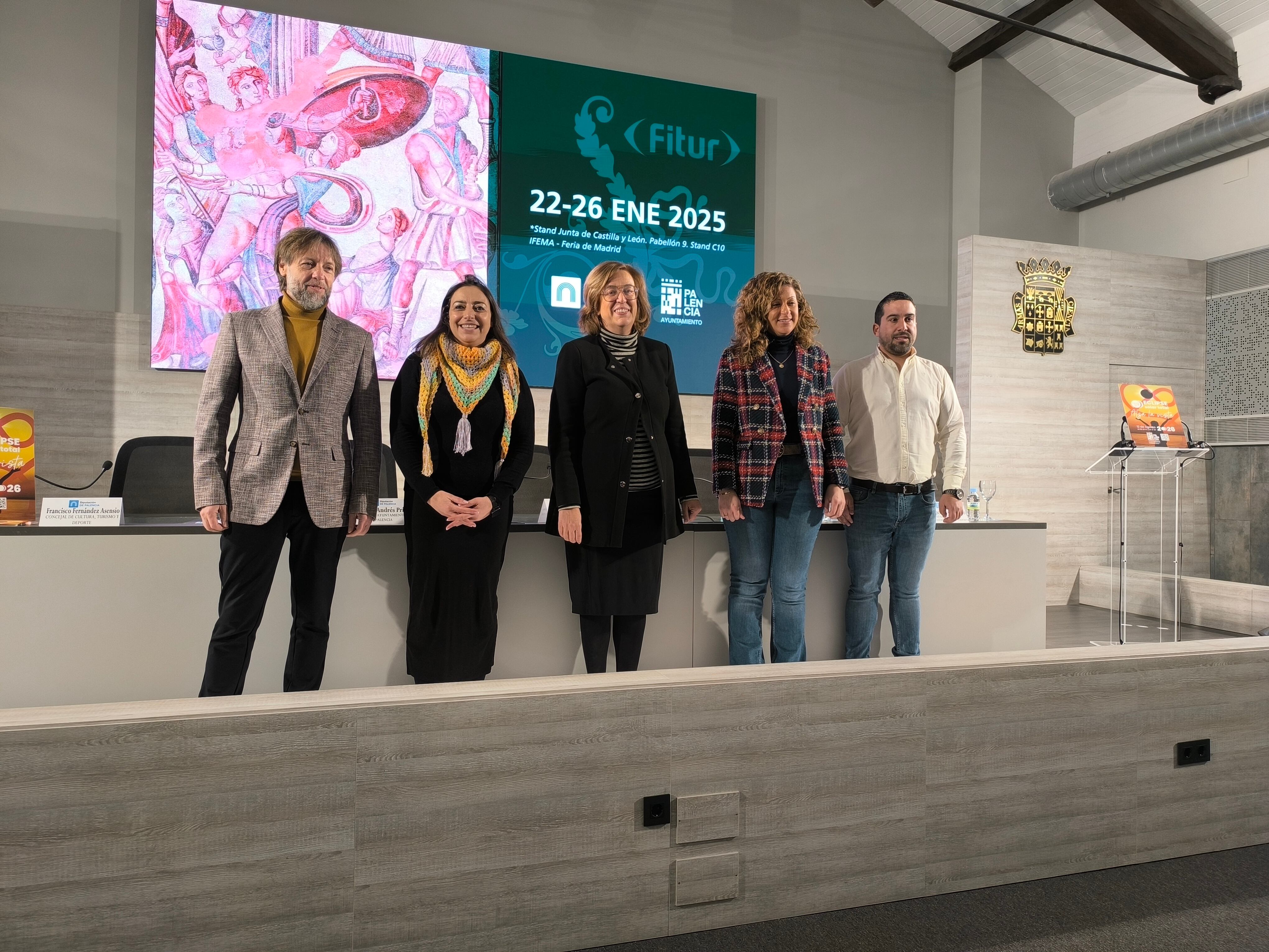 Presentación de oferta turística de la Diputación y el Ayuntamiento de Palencia en FITUR 2025