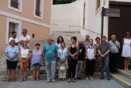 Imagen del minuto de silencio en el Ayuntamiento de Ibiza