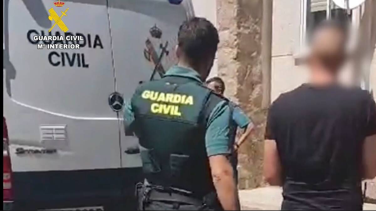 Detienen a siete jóvenes tras una riña tumultuaria en Palacios de Becedas