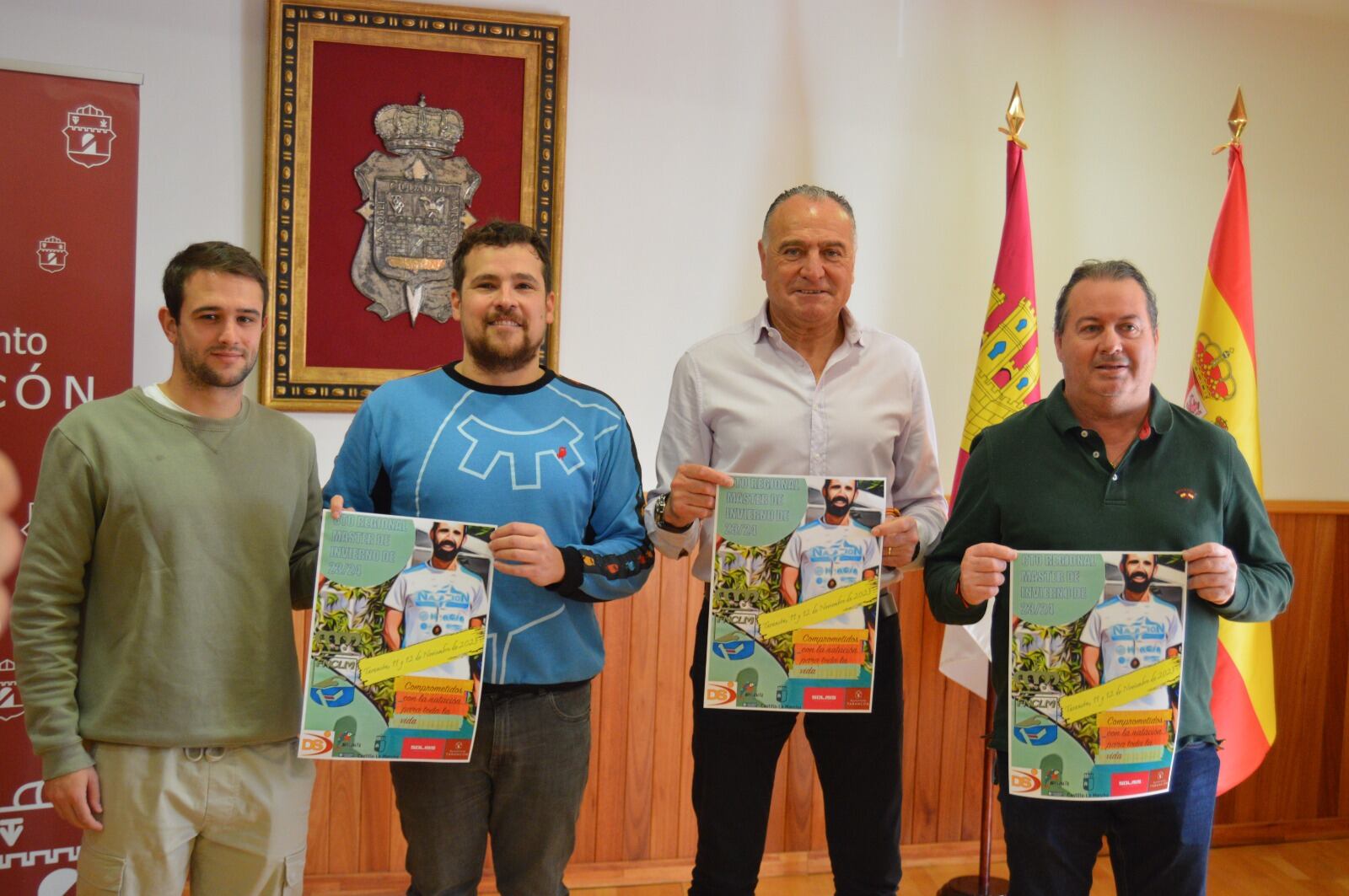 Un momento de la presentación de Campeonato Regional de Invierno de Natación Master en Tarancón (Cuenca)