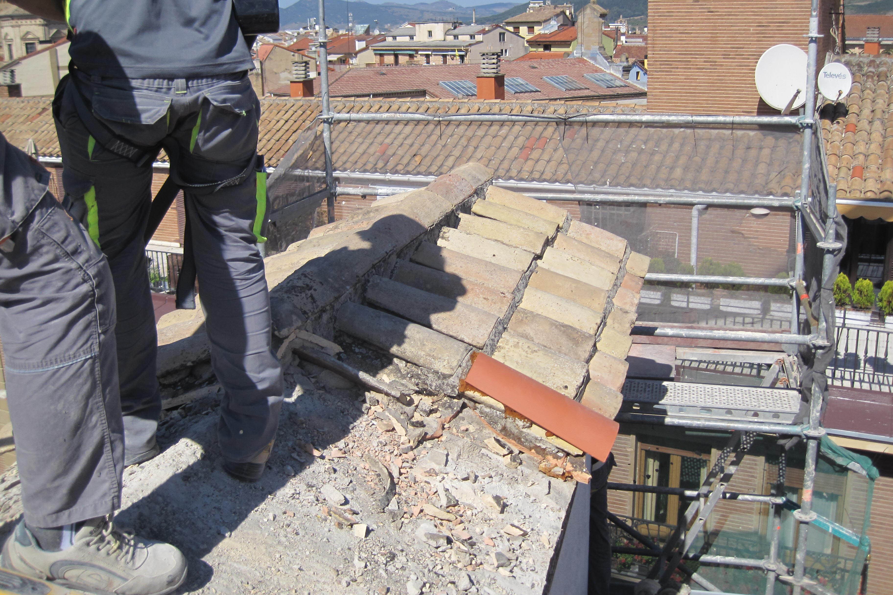 El 24% de los accidentes laborales graves registrados en Navarra en los últimos 10 años ha sido por caídas de altura