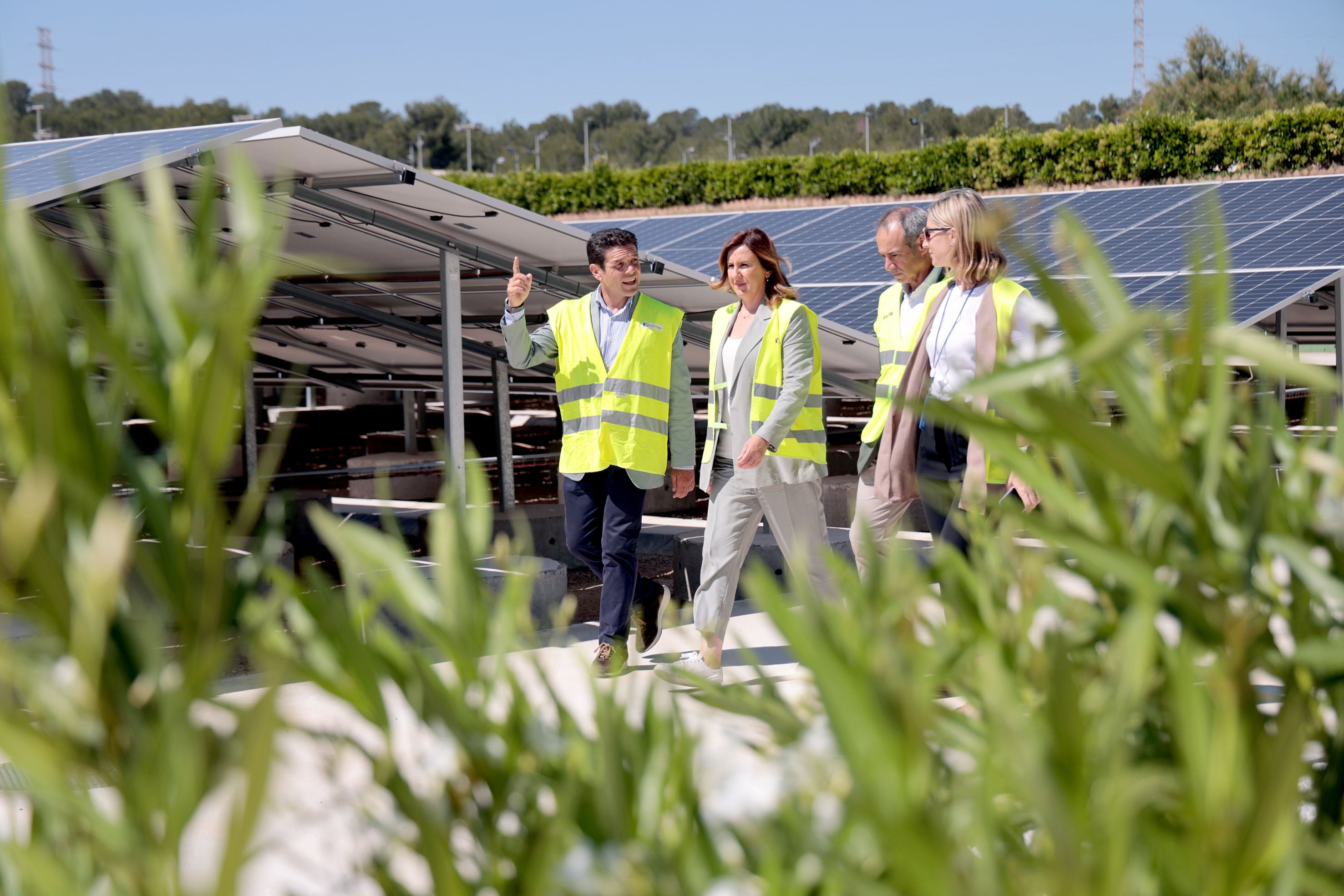 La alcaldesa de València, María José Catalá, visita las obras en la potabilizadora de La Presa que suministra el agua a la ciudad y su área metropolitana
