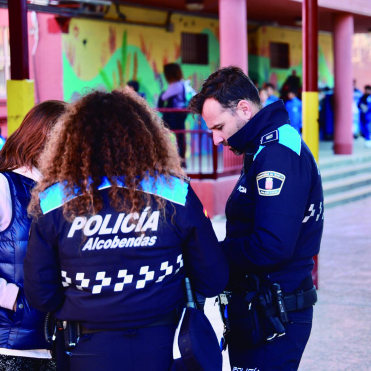 Los Agentes Tutores de Alcobendas cumplen 20 años cuidando de la comunidad escolar