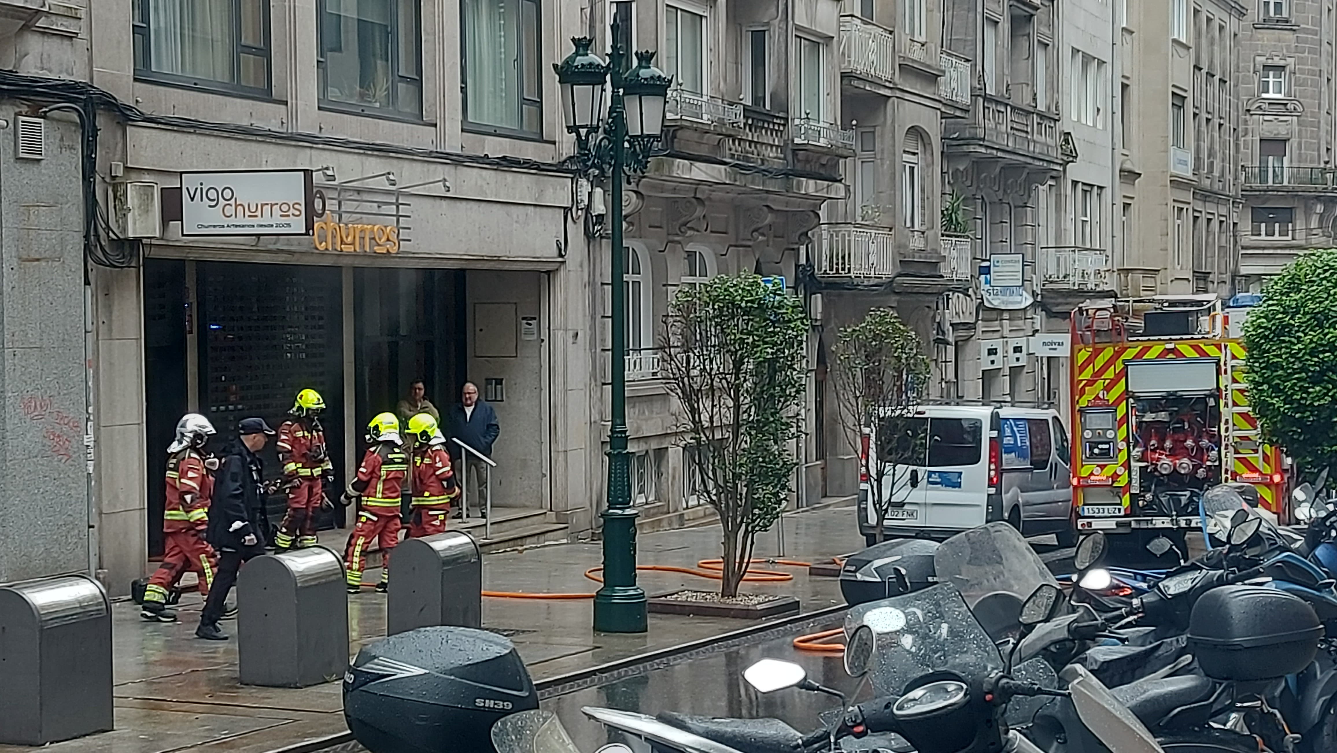 Bomberos de Vigo en Marqués de Valladares