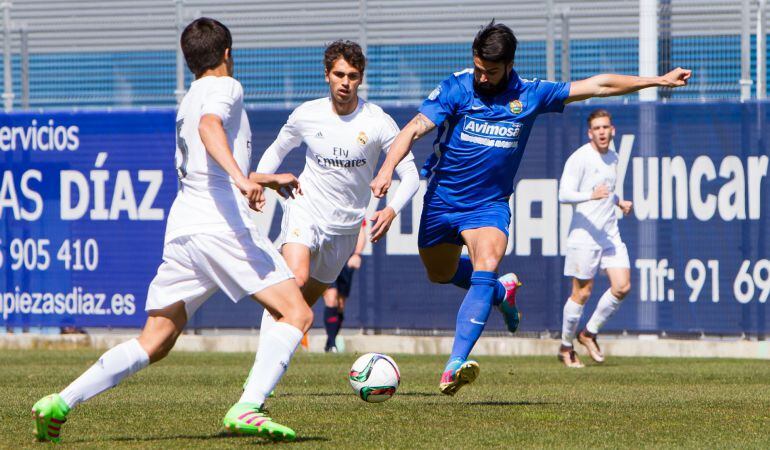 El C.F. Fuenlabrada y el Castilla se verán de nuevo las caras esta temporada en el Fernando Torres