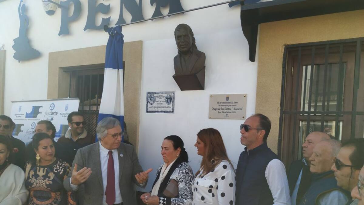 Diego de los Santos Bermúdez 'Rubichi' ya tiene su busto en Jerez