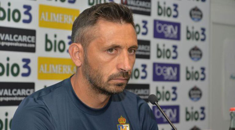 Manolo Herrero piensa que ante el Coruxo no vale otra cosa que la victoria