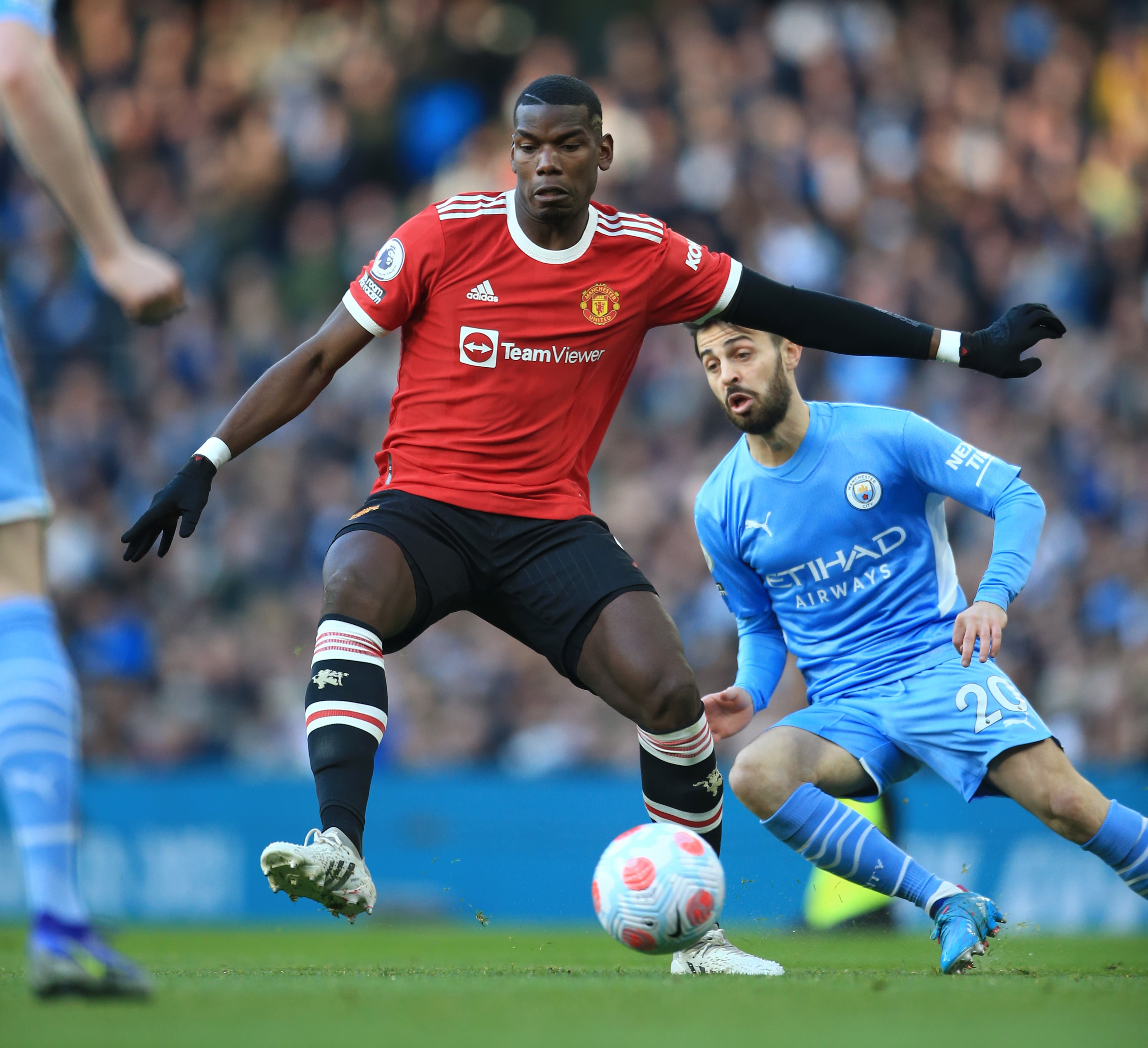 Paul Pogba, durante el derbi de Manchester entre el United y el City