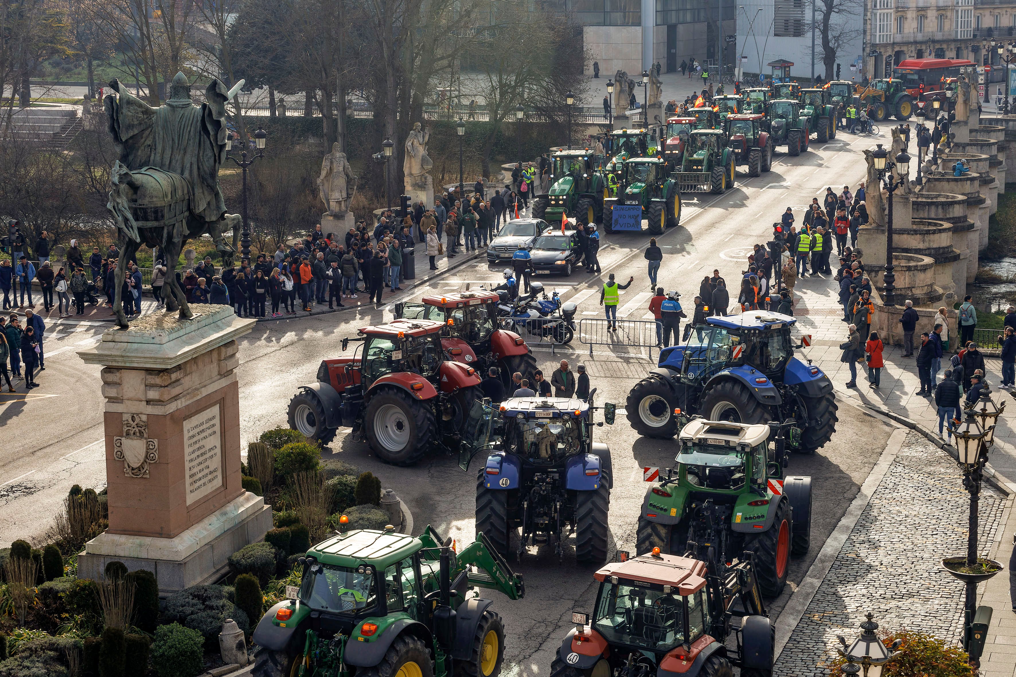 Movilización del sector agrario en Burgos para protestar por la situación del campo.