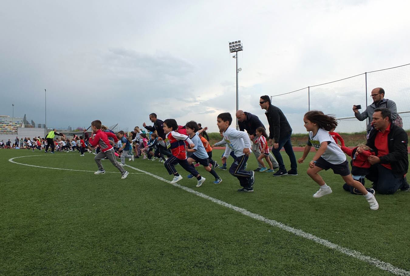 Los eventos, organizados con motivo de las fiestas locales, tendrán lugar a las 17:30h en el Polideportivo Municipal y podrán participar todos los alumnos de las escuelas y colegios infantiles