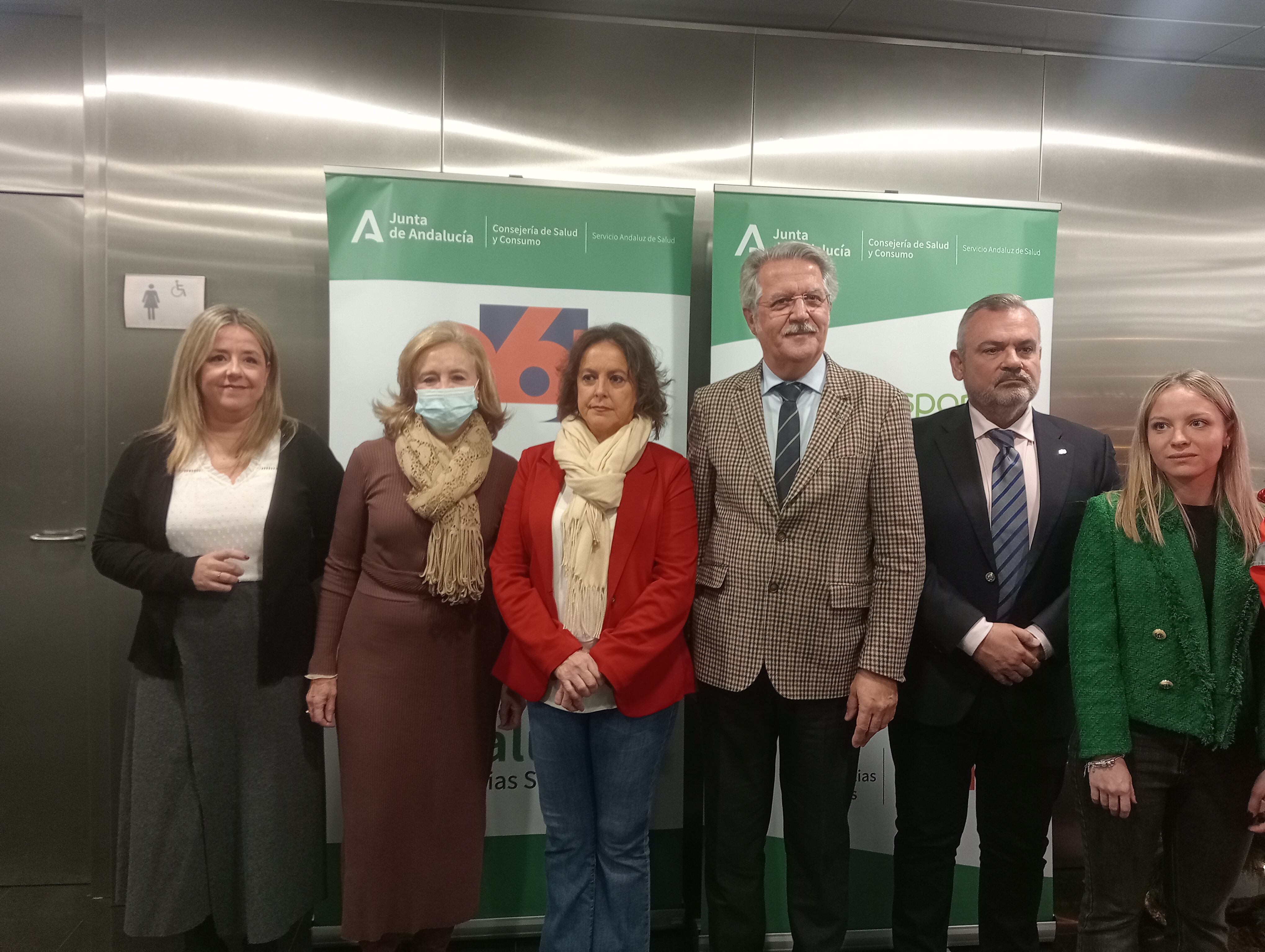 Catalina García en las Dependencias de Salud Responde