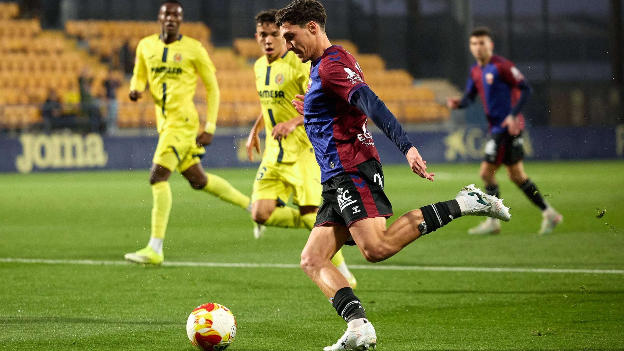 El Eldense encajó su segunda derrota consecutiva