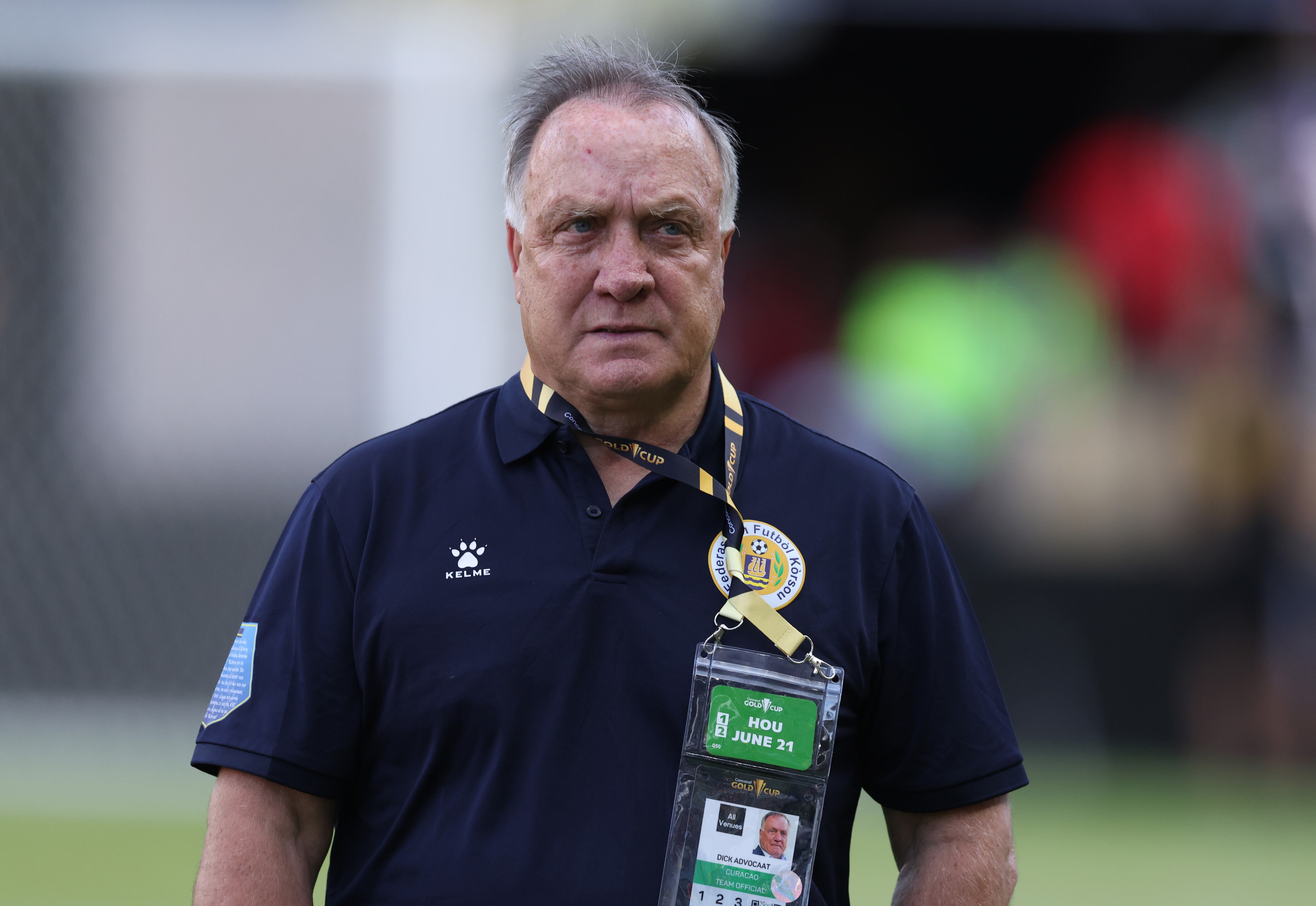 Dick Advocaat, durante un partido con Curazao