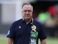Dick Advocaat, durante un partido con Curazao