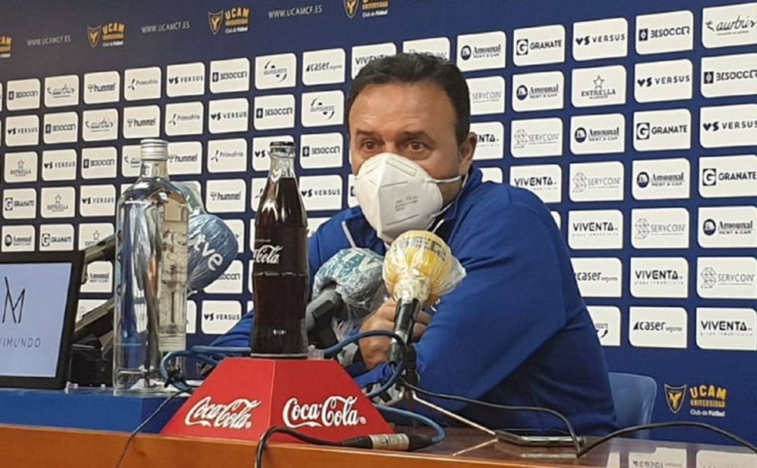 José María Salmerón en una foto de archivo durante una rueda de prensa