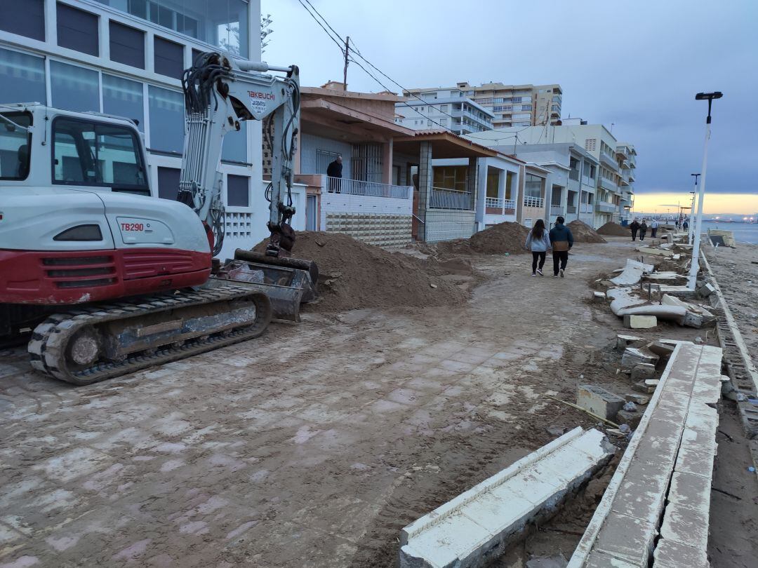 Parte del Passeig Marítim, destruido