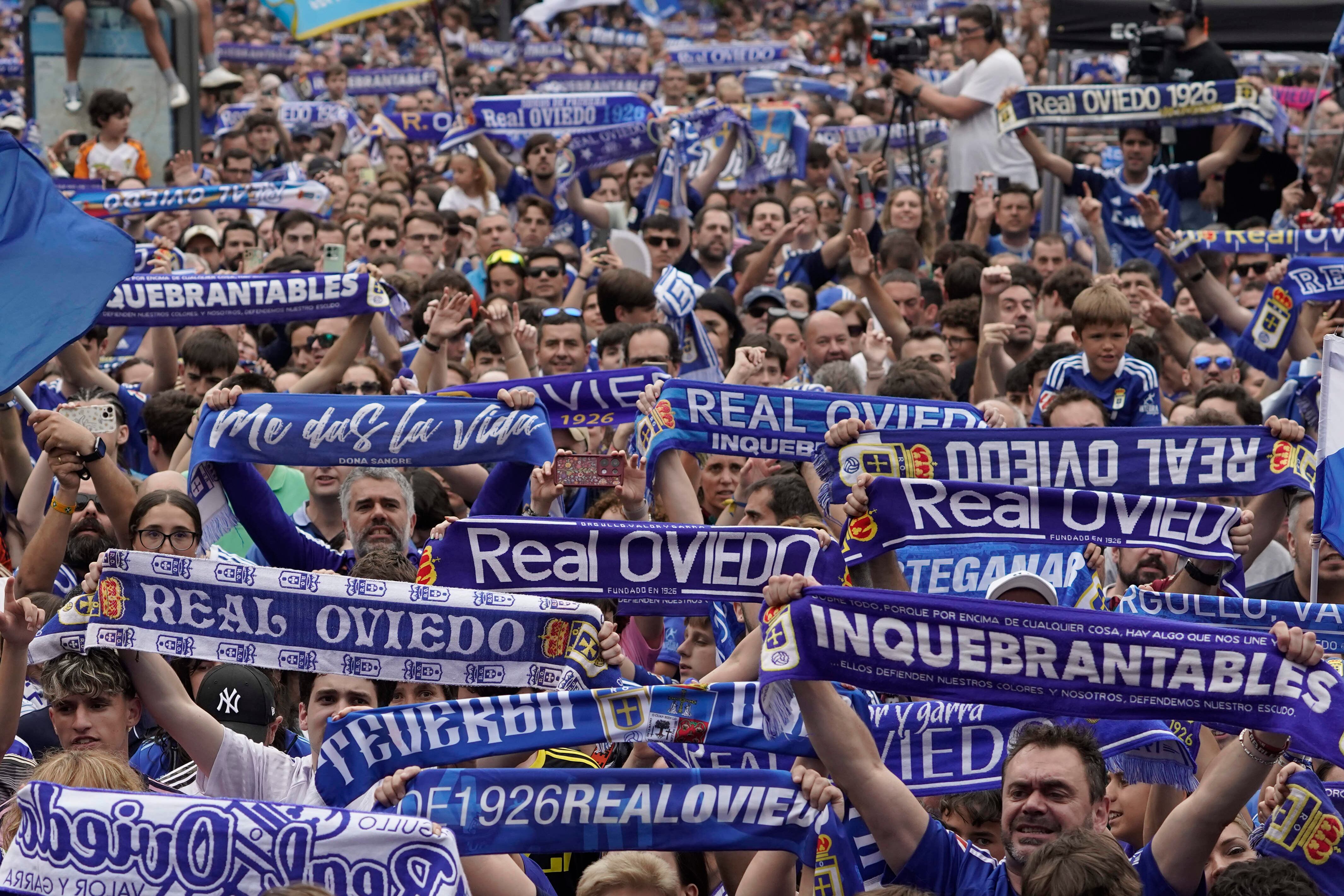 "Lo de la afición del Oviedo era algo salvaje, estratosférico": Alain Arroyo jugó en el equipo asturiano una temporada