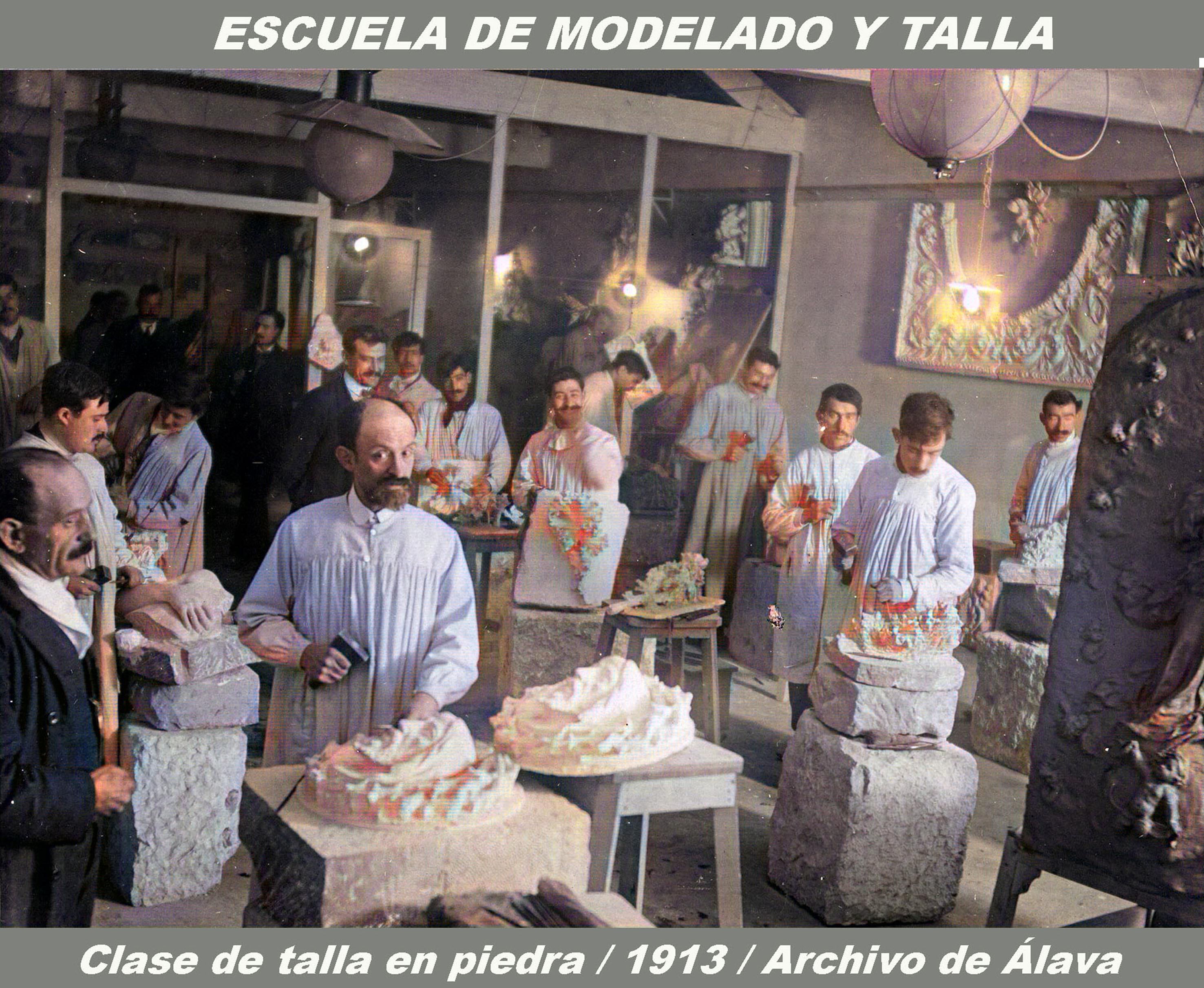 Clase de talla en piedra en la escuela de Modelado y Talla (1913); Archivo de Álava