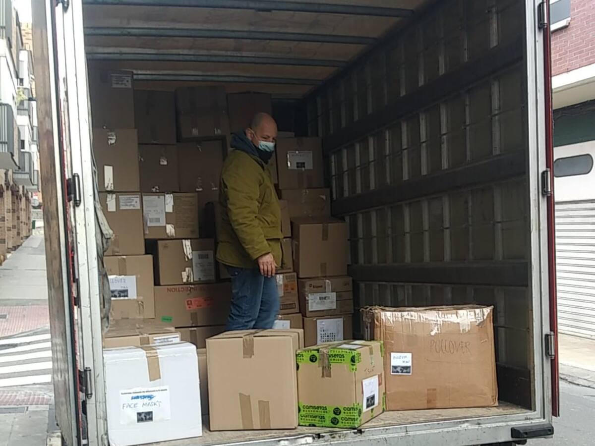 Nuevo cargamento de ropa y enseres para los refugiados de Bosnia