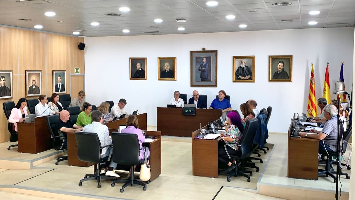 Sant Josep aprueba la subida del 6,8% de la tasa de basura y la del IBI que aumentará la recaudación en 900.000 euros