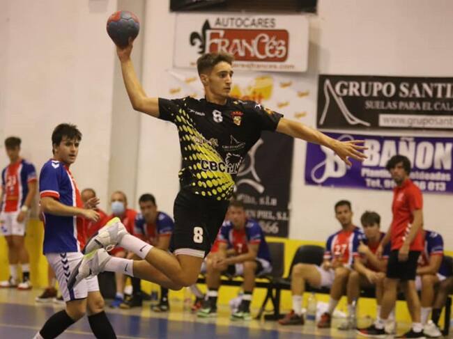 Eldenses y colegiales disputaron su primer amistoso de pretemporada