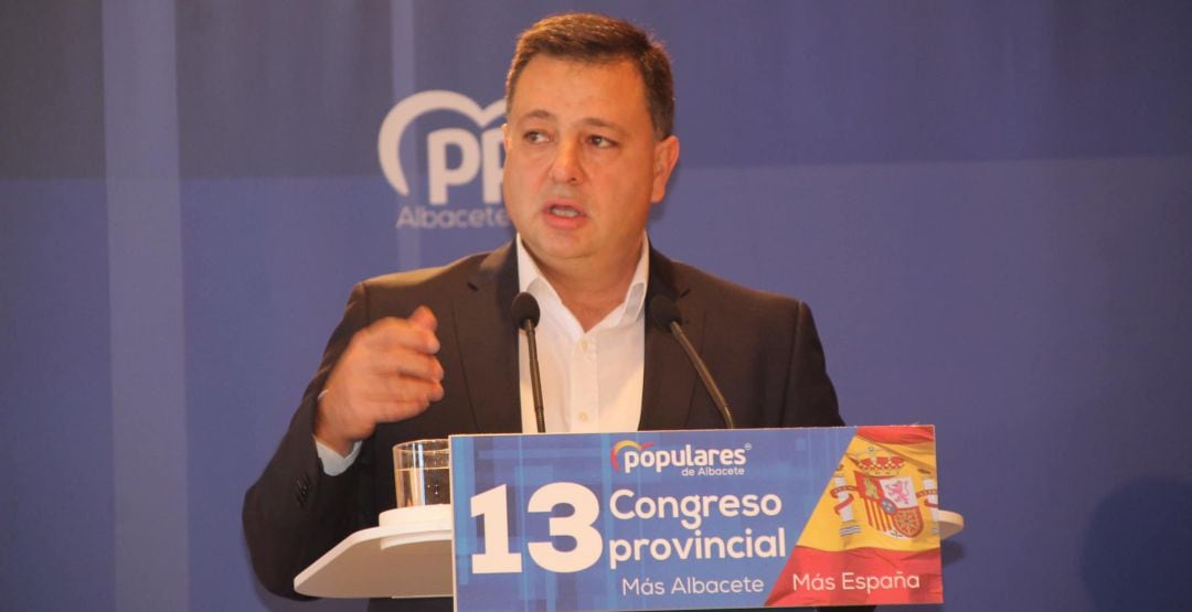 Manuel Serrano, en su discurso en el XIII Congreso Provincial
