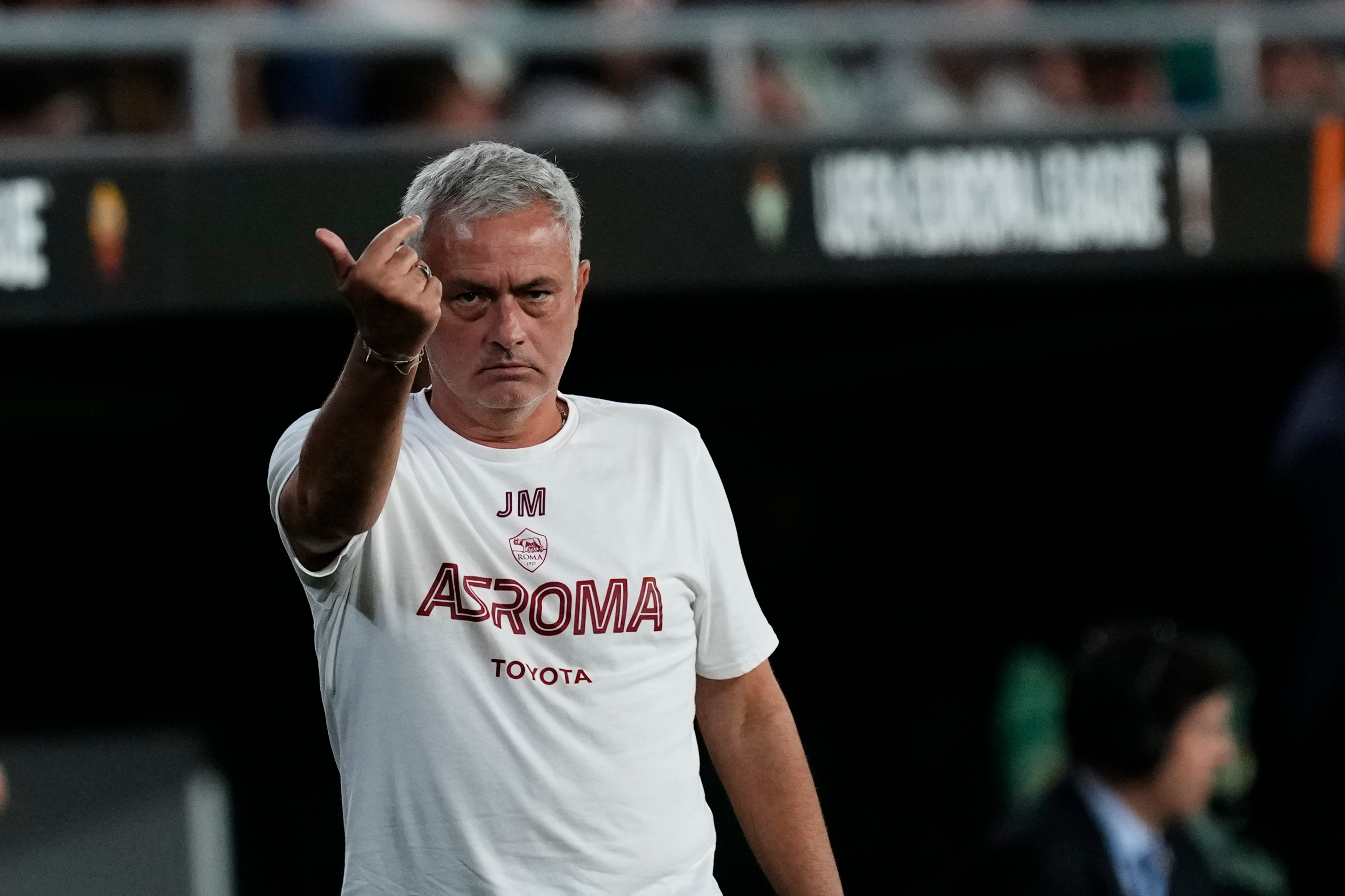 Mourinho, durante el partido ate el Betis.