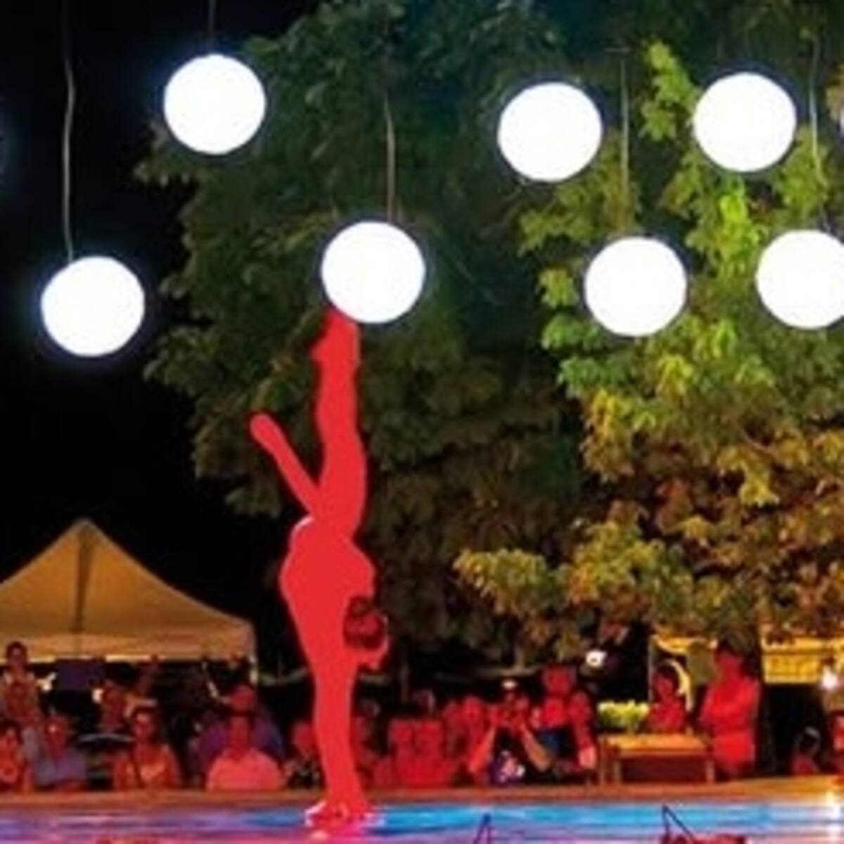 ‘Pinto en verano’ llena la ciudad de música, circo, cine o danza