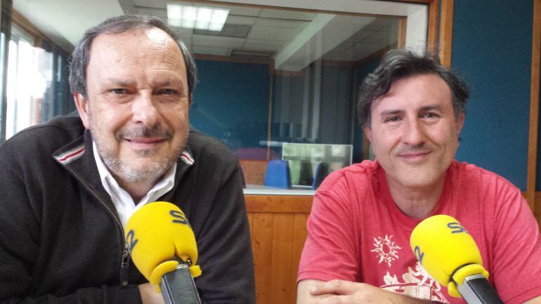 Joaquín Rubio Soler y Francisco Fernández Mañanes en el estudio de la Ventana de Cantabria 