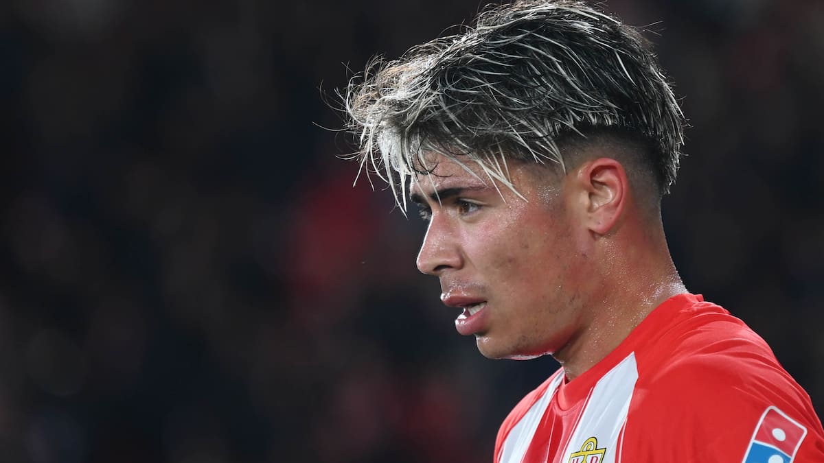 El Almería se desangra en casa